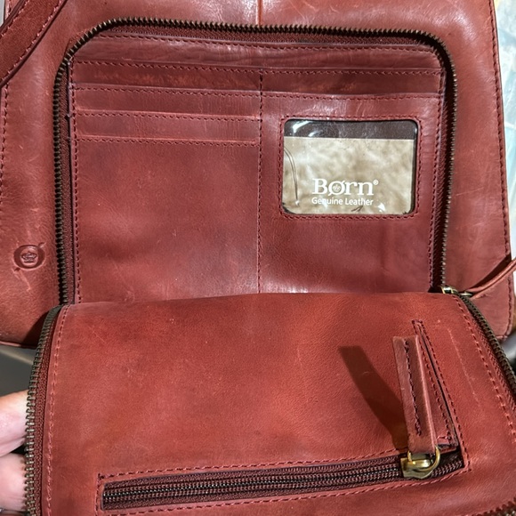 Born Crossbody - Picture 11 of 11